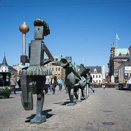 Homestay Two-bedroom In City Center Of Close To Copenhagen *